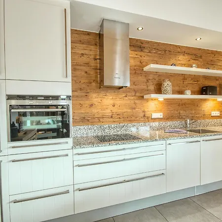 Penthouse & Golf - By Alpen Apartman *