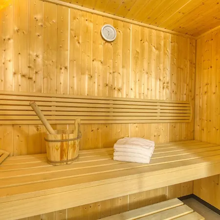 Penthouse & Golf - By Alpen